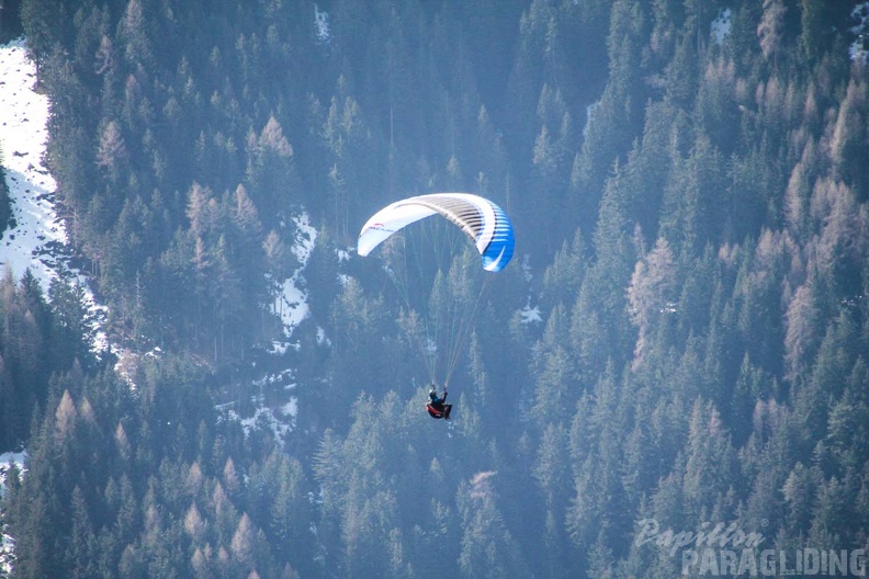 DH12.18 Luesen-Paragliding-149