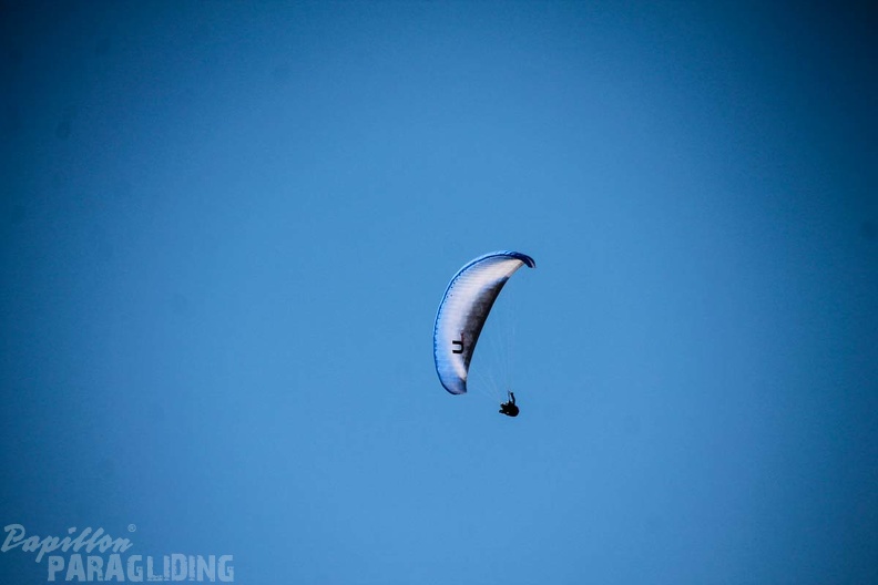DH12.18 Luesen-Paragliding-202