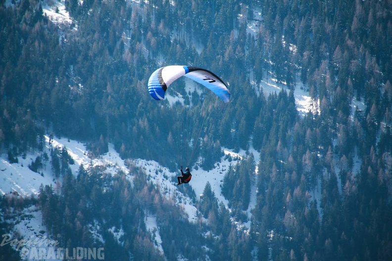 DH12.18 Luesen-Paragliding-242