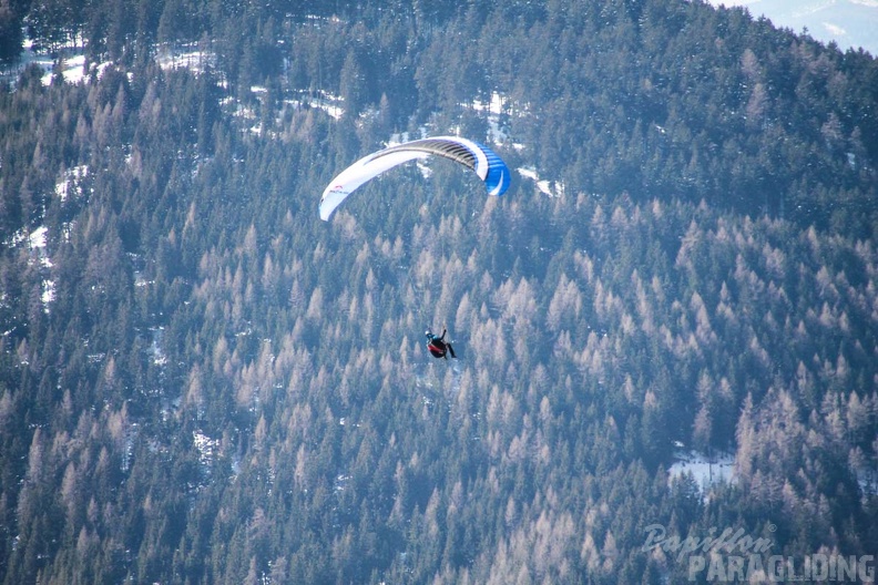 DH12.18_Luesen-Paragliding-262.jpg