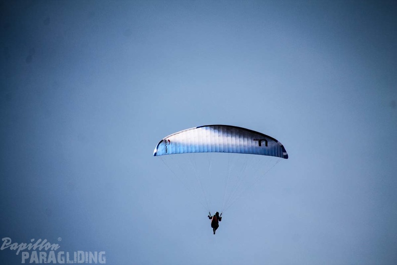 DH12.18 Luesen-Paragliding-284