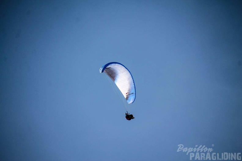 DH12.18 Luesen-Paragliding-297