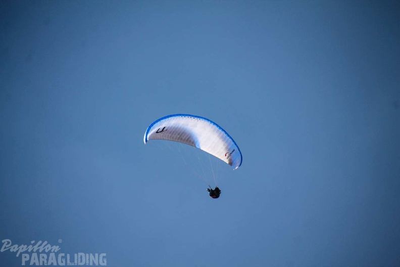 DH12.18 Luesen-Paragliding-299