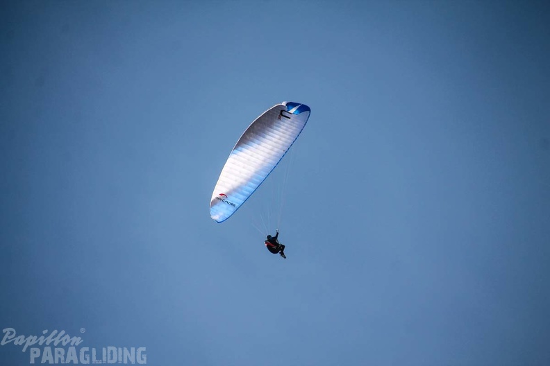 DH12.18 Luesen-Paragliding-328