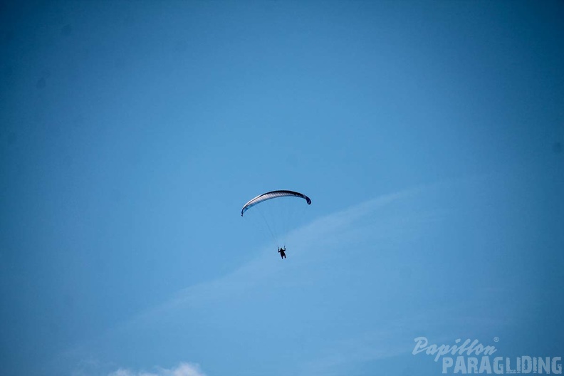 DH12.18 Luesen-Paragliding-351