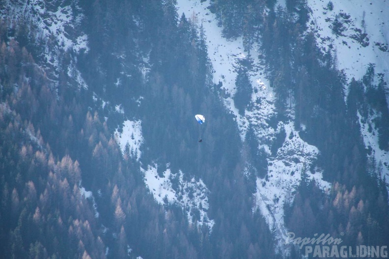 DH12.18_Luesen-Paragliding-383.jpg