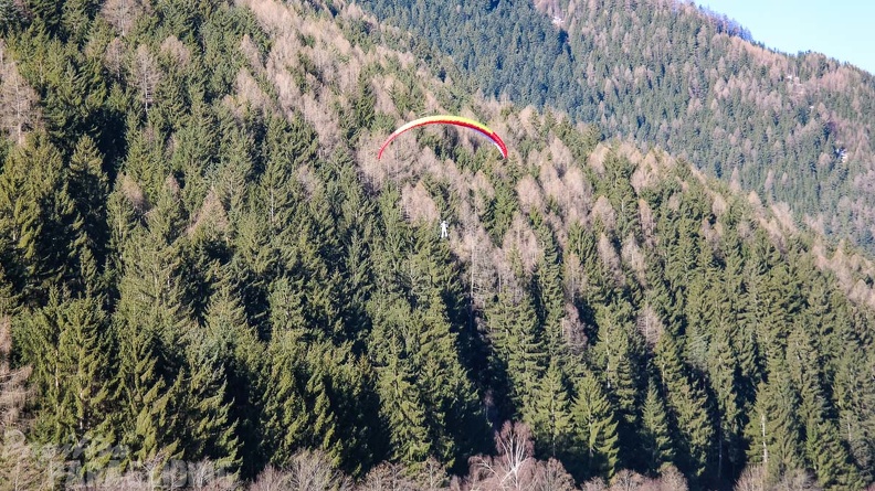 DH12.18 Luesen-Paragliding-534