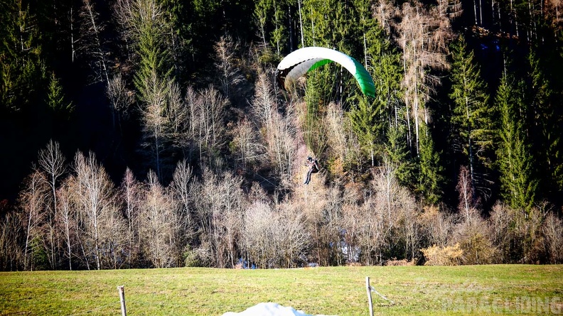 DH12.18 Luesen-Paragliding-538