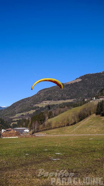 DH12.18_Luesen-Paragliding-546.jpg