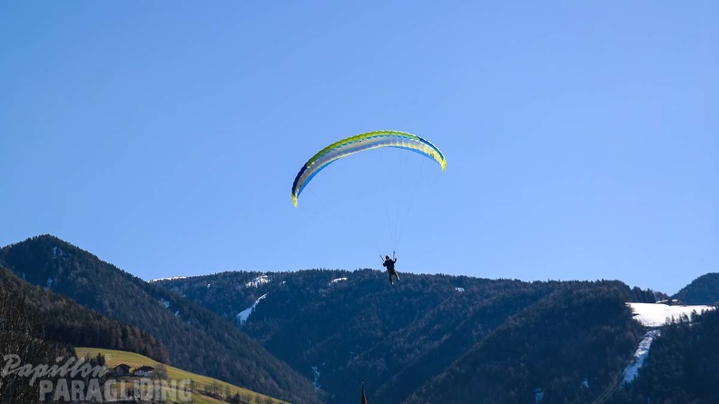 DH12.18_Luesen-Paragliding-567.jpg