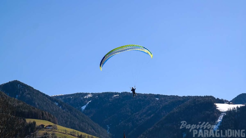 DH12.18_Luesen-Paragliding-567.jpg