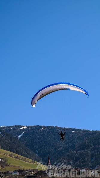 DH12.18_Luesen-Paragliding-579.jpg