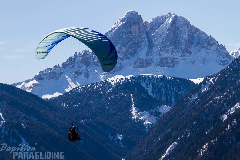 DH14.18 Luesen-Paragliding-1-1136