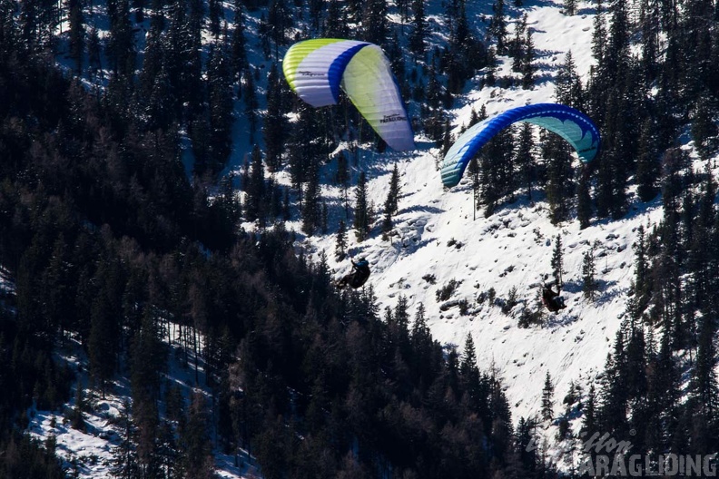 DH14.18 Luesen-Paragliding-1-1441