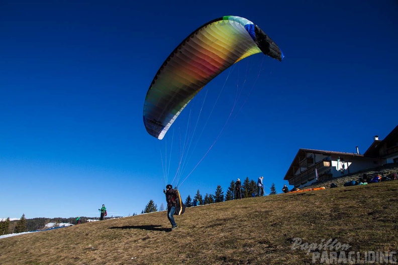 DH14.18 Luesen-Paragliding-1-178