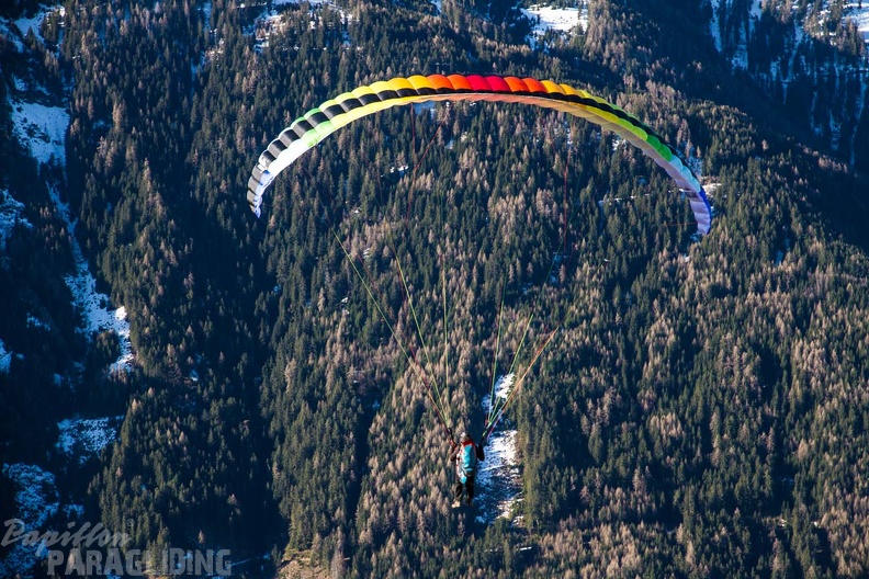 DH14.18_Luesen-Paragliding-1-231.jpg