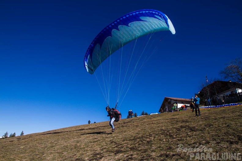 DH14.18 Luesen-Paragliding-1-478