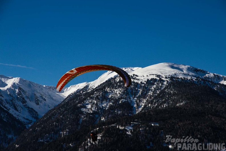 DH14.18 Luesen-Paragliding-1-664