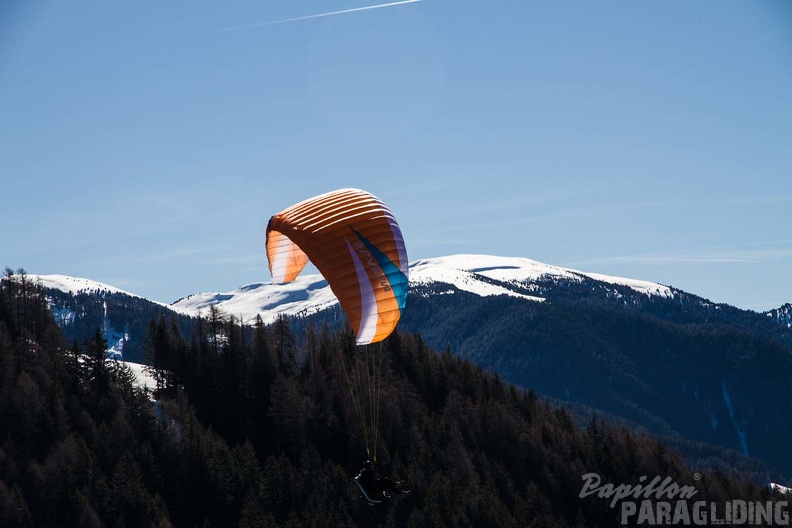 DH14.18 Luesen-Paragliding-1-761