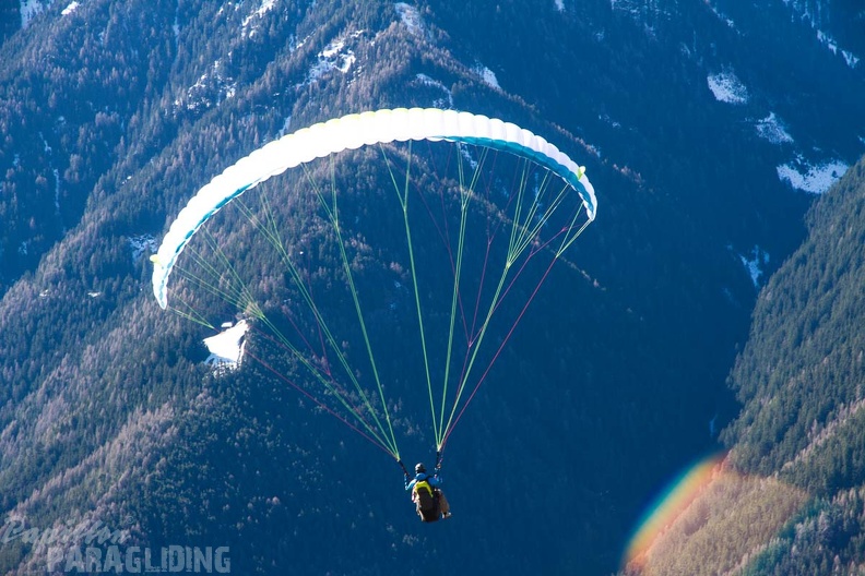 DH14.18_Luesen-Paragliding-1-842.jpg