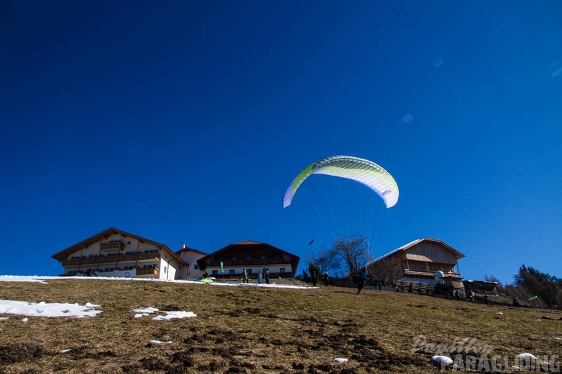 DH14.18 Luesen-Paragliding-1-846