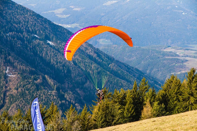 DH14.18 Luesen-Paragliding 2 -566