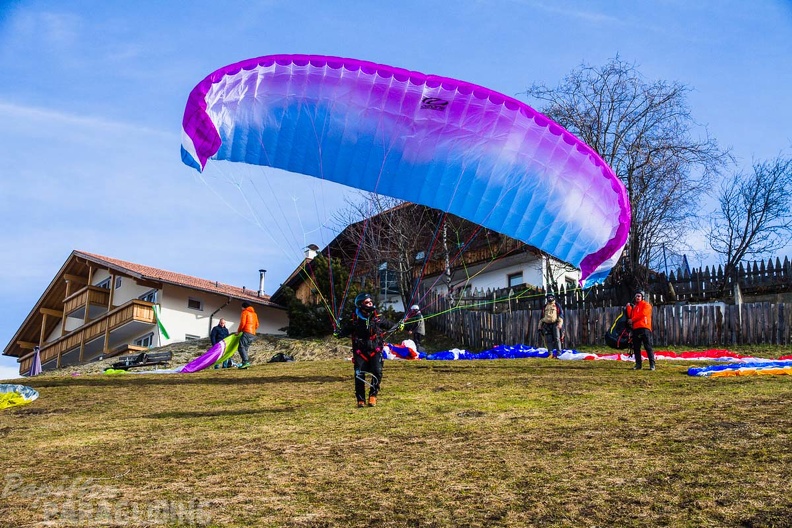 DH14.18 Luesen-Paragliding 2 -711