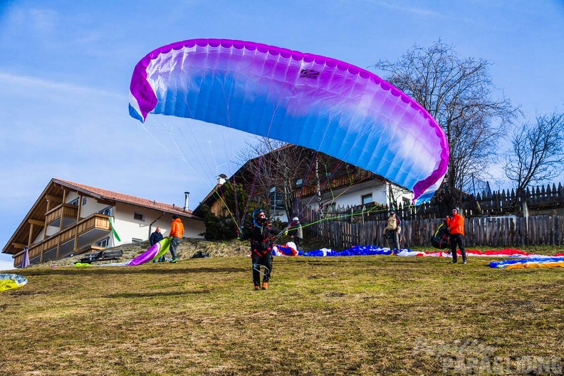 DH14.18 Luesen-Paragliding 2 -711