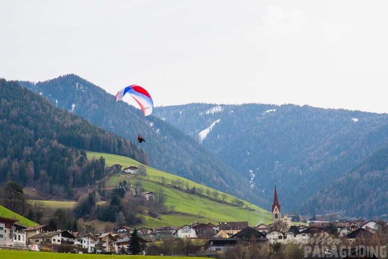 DH14.18_Luesen-Paragliding_2_-794.jpg