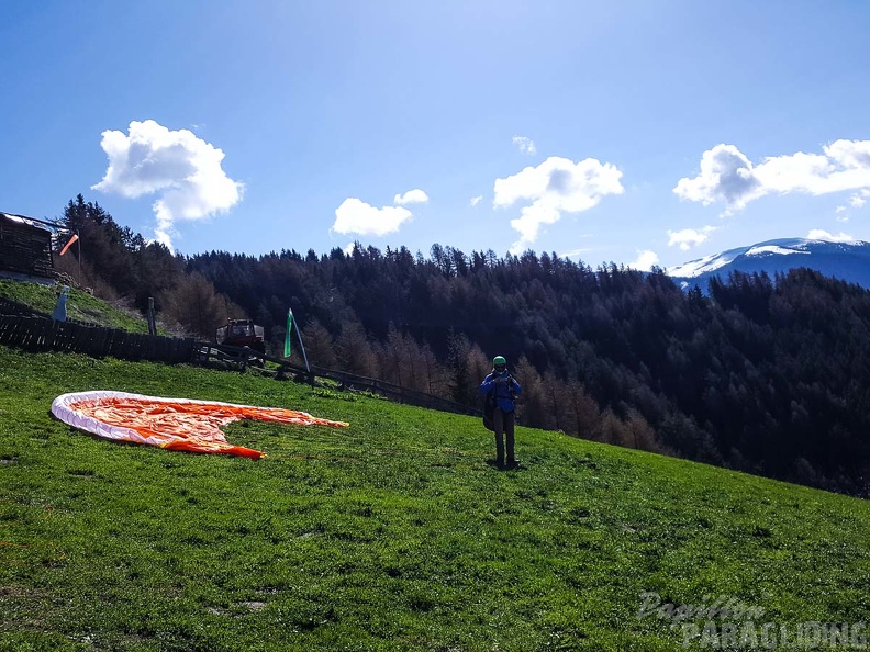 DH17.18 Paragliding-Luesen-148