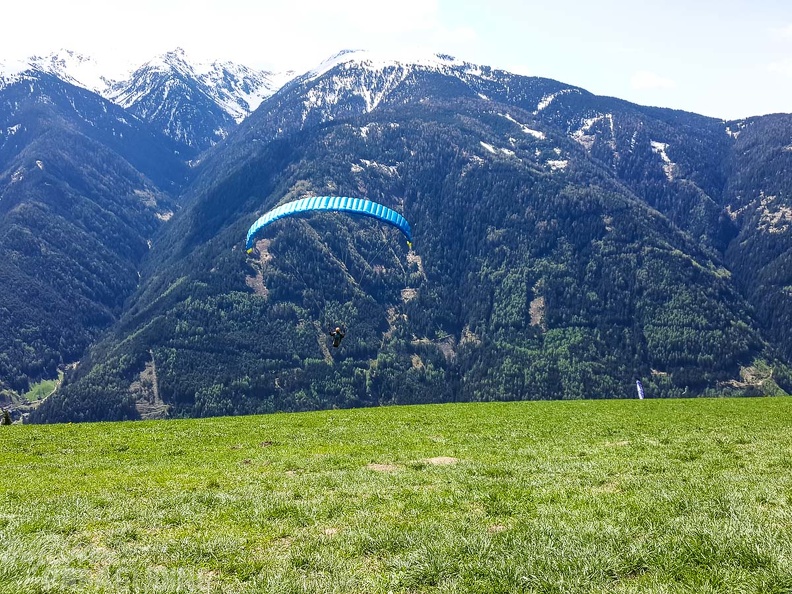 DH17.18 Paragliding-Luesen-179