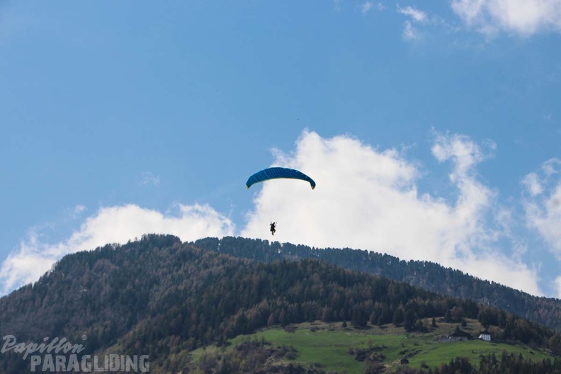 DH17.18 Paragliding-Luesen-258