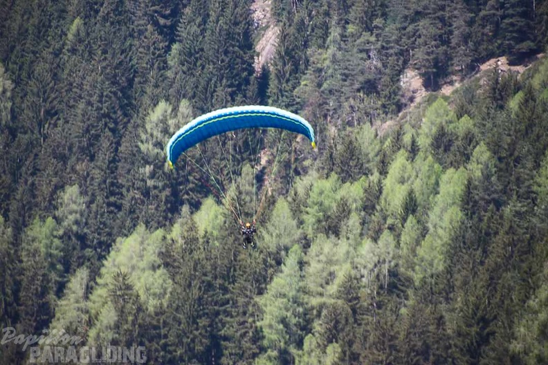 DH17.18 Paragliding-Luesen-338