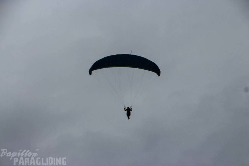 DH17.18 Paragliding-Luesen-428