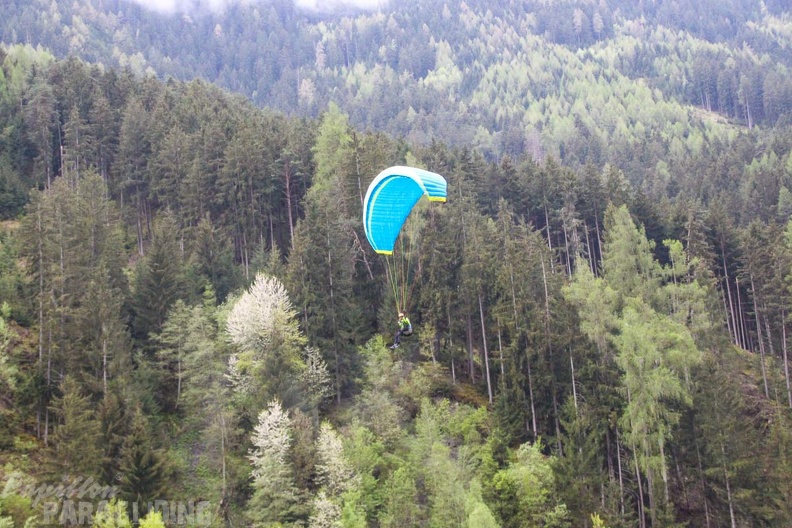 DH17.18_Paragliding-Luesen-435.jpg