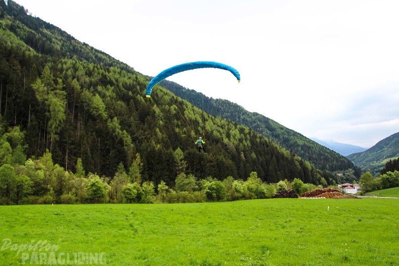 DH17.18 Paragliding-Luesen-467