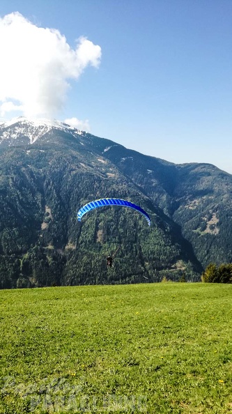 DH17.18 Paragliding-Luesen-577