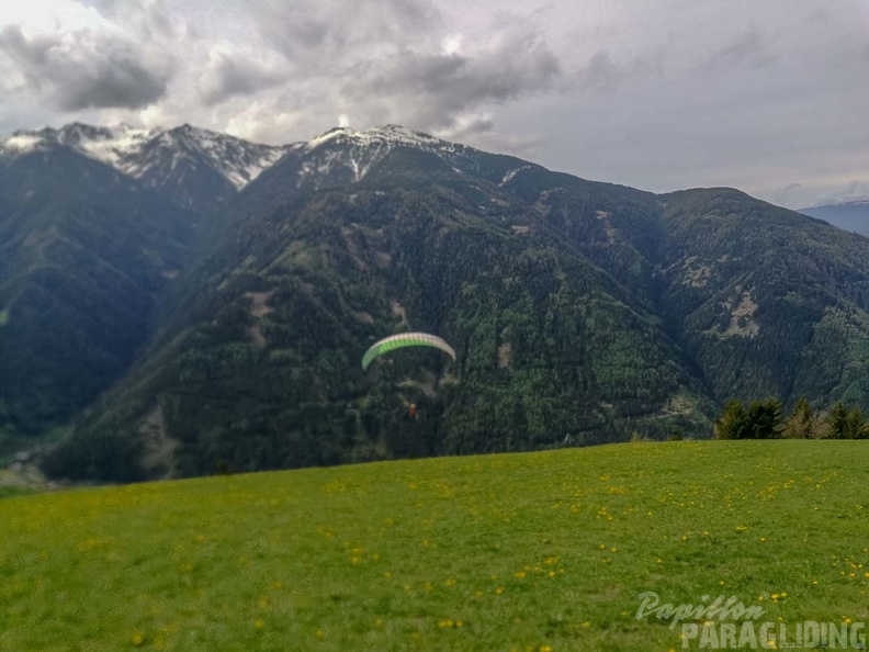 DH18.18 Luesen-Paragliding-135