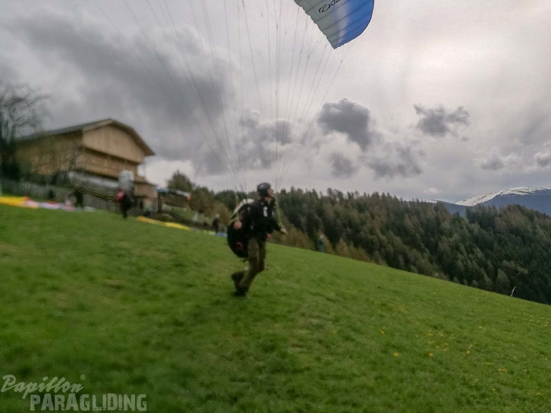 DH18.18 Luesen-Paragliding-158