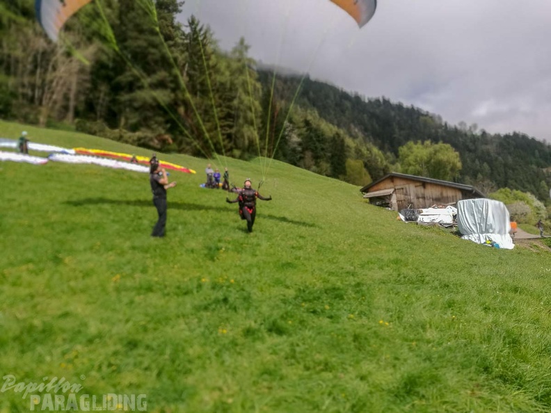 DH18.18 Luesen-Paragliding-243