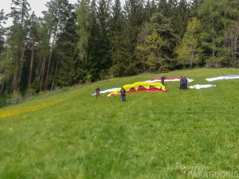 DH18.18 Luesen-Paragliding-253