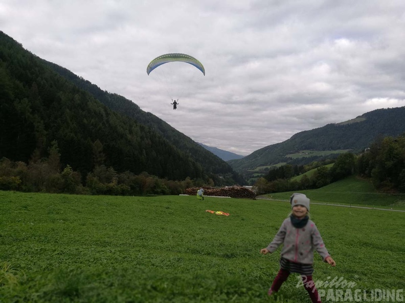 DH41.18_Luesen-Paragliding-179.jpg