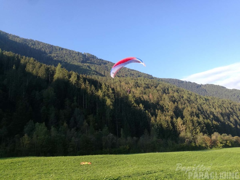 DH41.18_Luesen-Paragliding-243.jpg