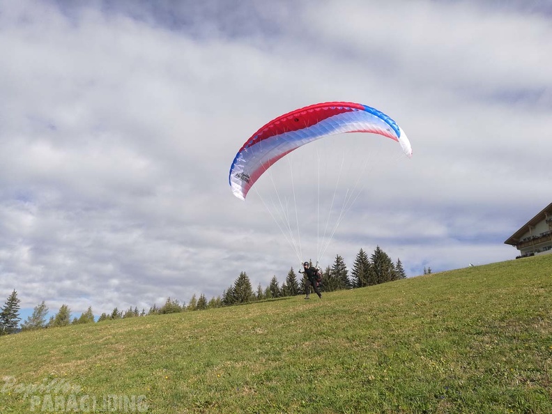 DH41.18_Luesen-Paragliding-309.jpg