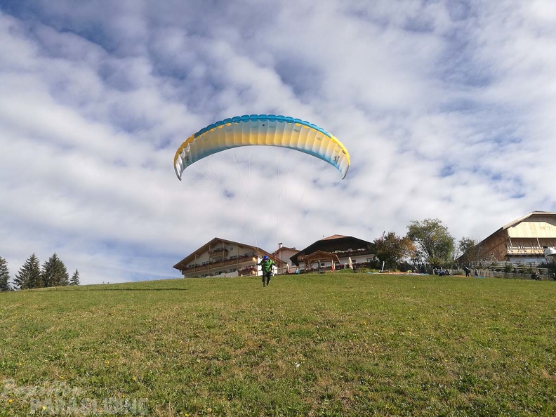 DH41.18_Luesen-Paragliding-325.jpg