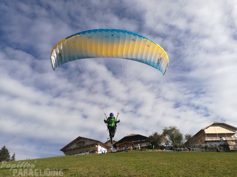 DH41.18_Luesen-Paragliding-326.jpg