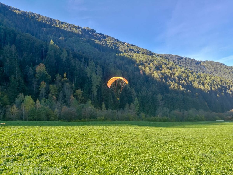 DH43.18_Luesen-Paragliding-169.jpg