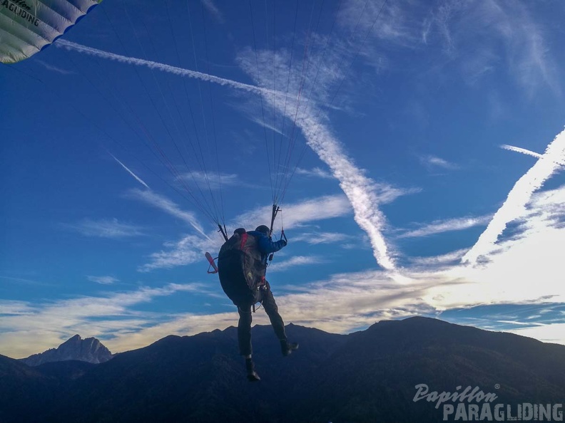 DH43.18_Luesen-Paragliding-250.jpg