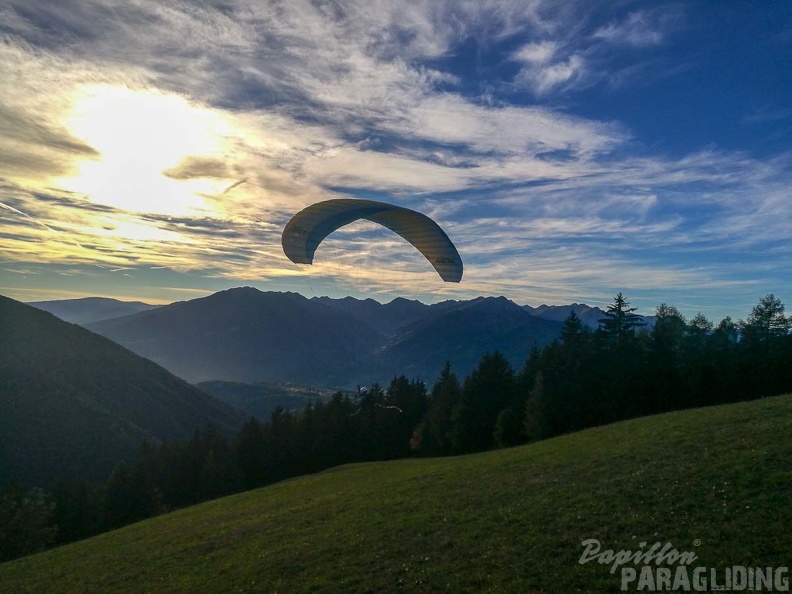 DH43.18_Luesen-Paragliding-271.jpg