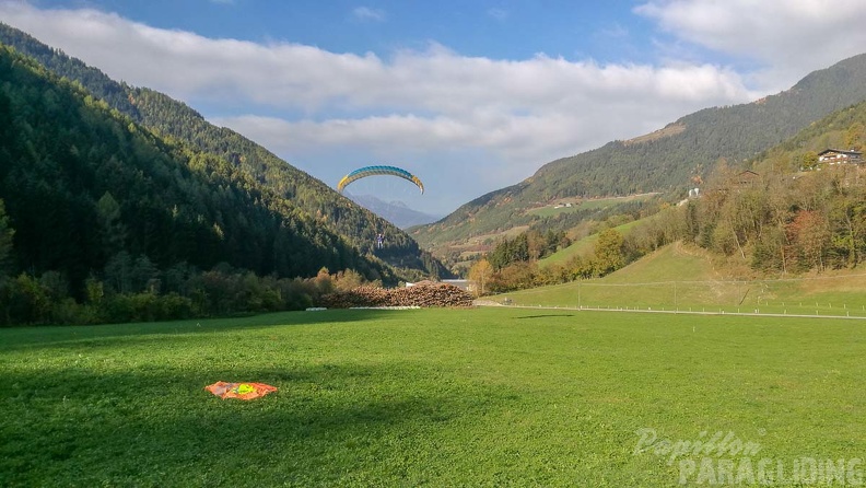 DH43.18_Luesen-Paragliding-339.jpg